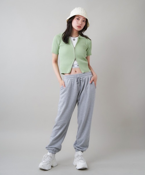 SPINNS（スピンズ）の「スリムフィットデザイン 裏毛スウェットパンツ（その他パンツ・レディース・ブラック/オフホワイト/杢グレー/オートミール・ONESIZE）」の11枚目の写真