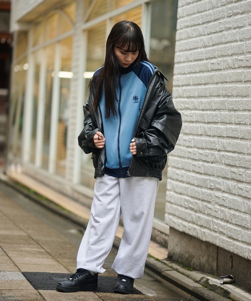 SPINNS（スピンズ）の「スリムフィットデザイン 裏毛スウェットパンツ（その他パンツ・レディース・ブラック/オフホワイト/杢グレー/オートミール・ONESIZE）」の5枚目の写真