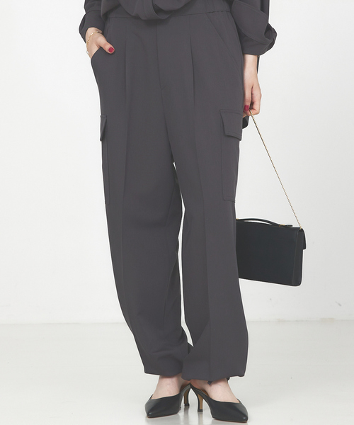 Rouge vif（ルージュヴィフ）の「【セットアップ対応】ツイルカーゴパンツ（カーゴパンツ・レディース・チャコールグレー/ベージュ・36/38）」の2枚目の写真