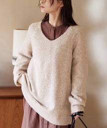 ふわもっちりちくちくしない深Vネックニッ