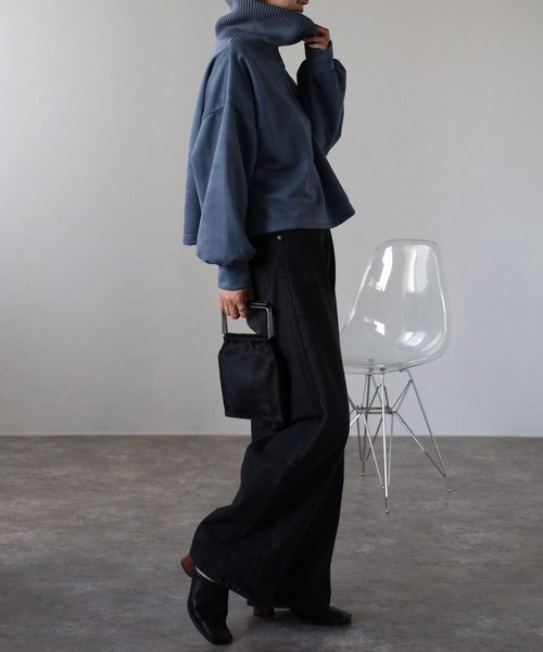 ap retro（アプレトロ）の「スエードポンチハーフジッププルオーバー（スウェット・レディース・チャコールグレー/ブルー/アイボリー/モカ・FREE）」の7枚目の写真