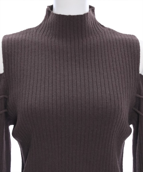 clear（クリア）の「オープンショルダーリボンニットトップス（ニット/セーター・レディース・ブラウン/アイボリー/ブラック・F）」の20枚目の写真