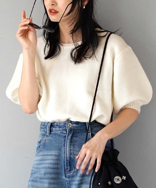 e-zakkamania stores(イーザッカマニアストアーズ)の「バルーンスリーブ バルキーニット プルオーバー(ニット/セーター・レディース・オフホワイト/ブラック/オレンジ・M)」の2枚目の写真
