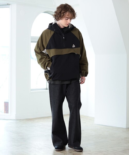 BEAMS HEART（ビームスハート）の「【ユニセックス】 バギー フレア デニム パンツ（デニムパンツ・メンズ・ブラック/インディゴブルー・S/M/L）」の9枚目の写真