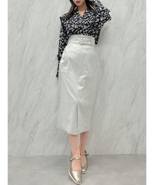 dazzlin（ダズリン）の「タイトギャザータックスカート（スカート・レディース・ネイビー/ベージュ/グレー・SMALL/MEDIUM）」の13枚目の写真