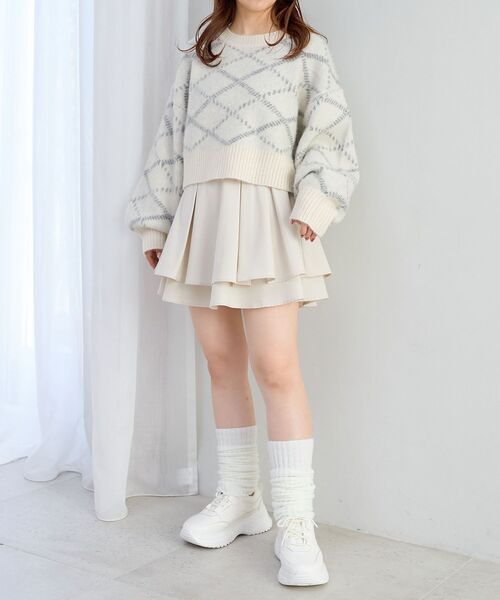 MAJESTIC LEGON(マジェスティックレゴン)の「【WEB限定アイテム】チェックショートニット(ニット/セーター・レディース・ベージュ系その他2/グレー系その他/ホワイト系その他2・MEDIUM)」の17枚目の写真