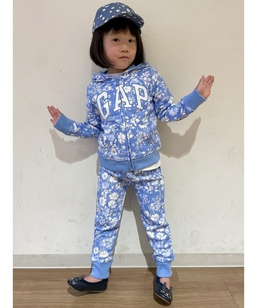 GAP(ギャップ)の「Babygap Gapロゴ ジップアップパーカー(パーカー・キッズ・グレー/ブルー/ホワイト/ネイビー・12-18M/18-24M/3 YRS/2 YRS/4 YRS/5 YRS/6-12M)」の10枚目の写真