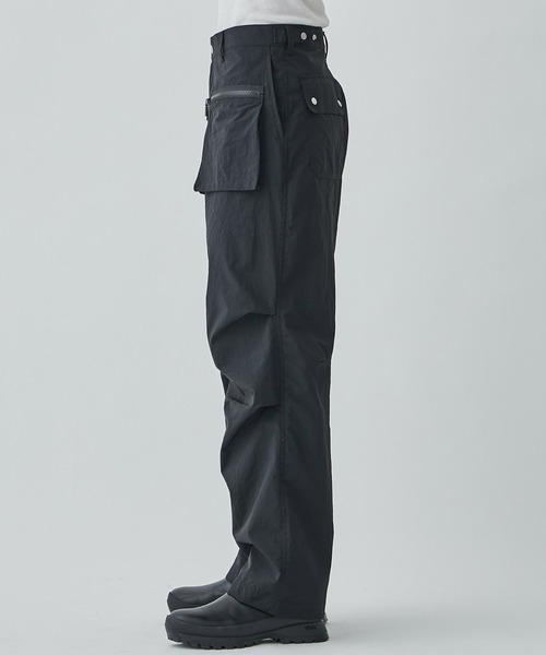 MATSUFUJI/マツフジ】Cargo Pocket Nylon Wide Trousers（カーゴ