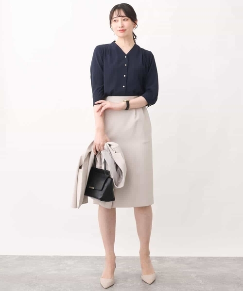 サテンジョーゼットVネックブラウス/洗える（シャツ/ブラウス）｜OFUON（オフオン）