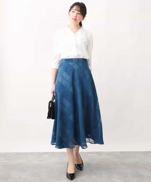 サテンジョーゼットVネックブラウス/洗える（シャツ/ブラウス）｜OFUON（オフオン）