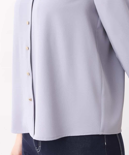 サテンジョーゼットVネックブラウス/洗える（シャツ/ブラウス）｜OFUON（オフオン）