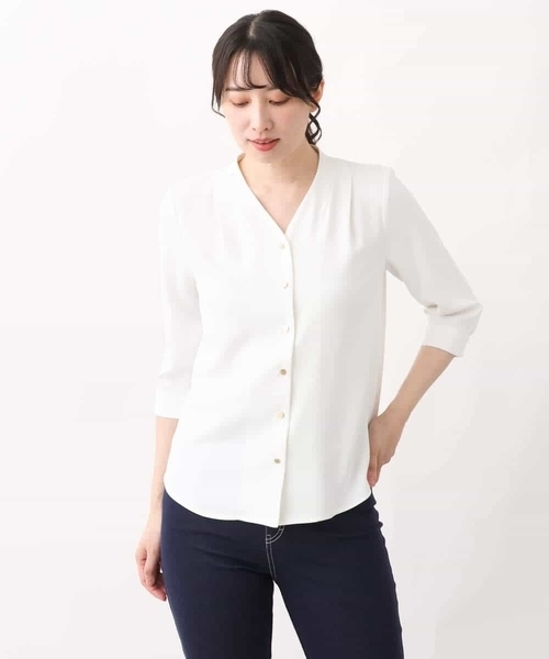 サテンジョーゼットVネックブラウス/洗える（シャツ/ブラウス）｜OFUON（オフオン）