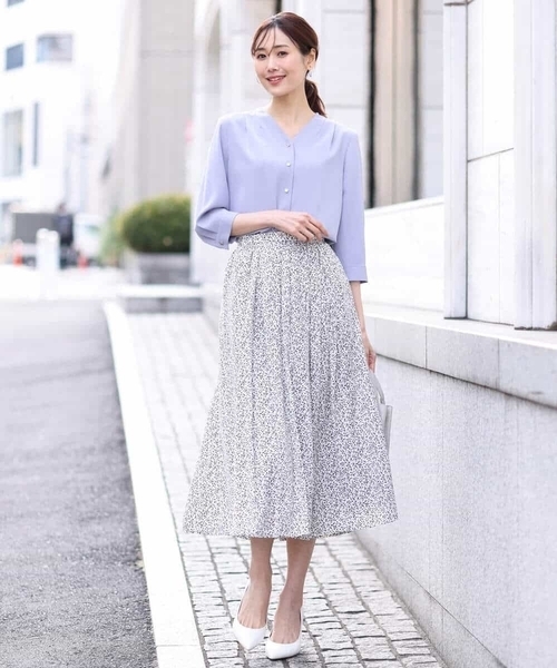 サテンジョーゼットVネックブラウス/洗える（シャツ/ブラウス）｜OFUON（オフオン）