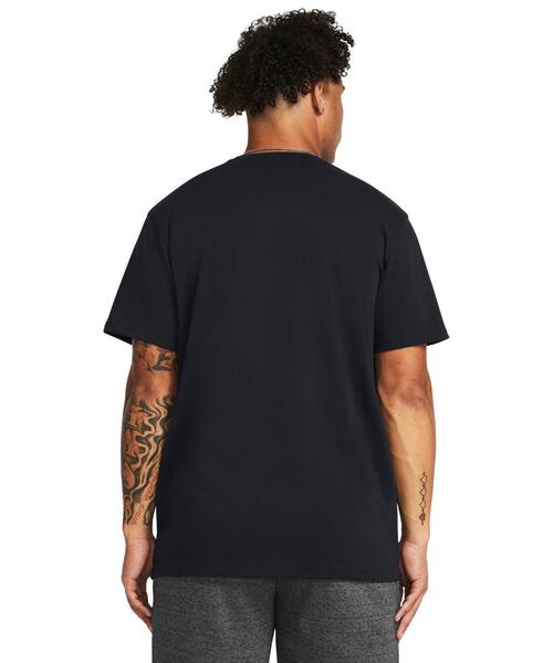 UNDER ARMOUR(アンダーアーマー)の「UAヘビーウエイト ロゴリピート ショートスリーブTシャツ(トレーニング/メンズ)(Tシャツ/カットソー・メンズ・ブラック・L/S/XXL/XL/M)」の2枚目の写真