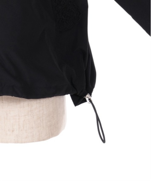 axes femme(アクシーズファム)の「撥水加工マウンテンパーカー(マウンテンパーカー・レディース・ブラック/キナリ/ピンク・MEDIUM/LARGE)」の15枚目の写真