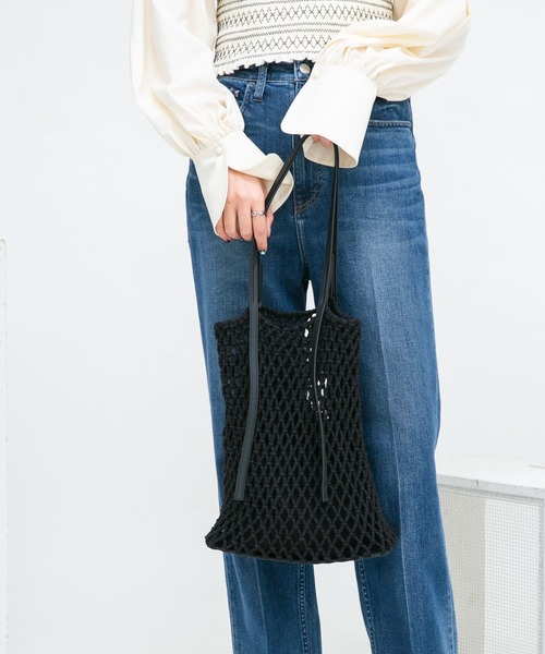 KBF（ケイビーエフ）の「マクラメニットBAG（ハンドバッグ・レディース・アイボリー/ブラック・ONE）」の6枚目の写真
