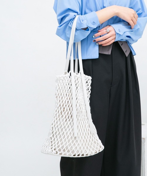 KBF（ケイビーエフ）の「マクラメニットBAG（ハンドバッグ・レディース・アイボリー/ブラック・ONE）」の7枚目の写真