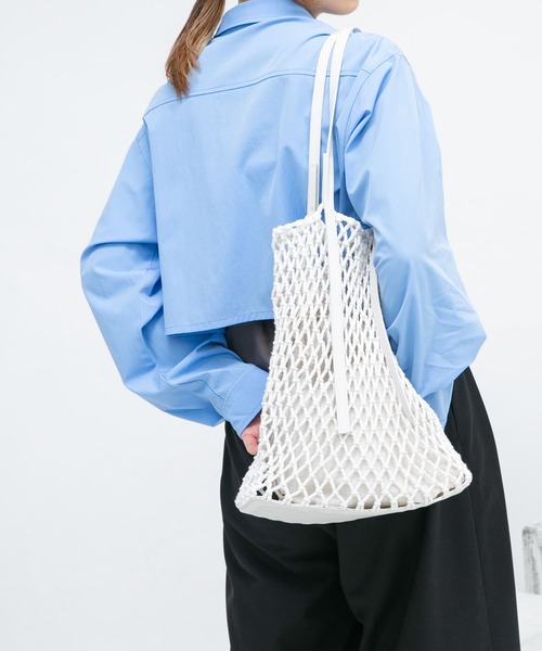 KBF（ケイビーエフ）の「マクラメニットBAG（ハンドバッグ・レディース・アイボリー/ブラック・ONE）」の8枚目の写真