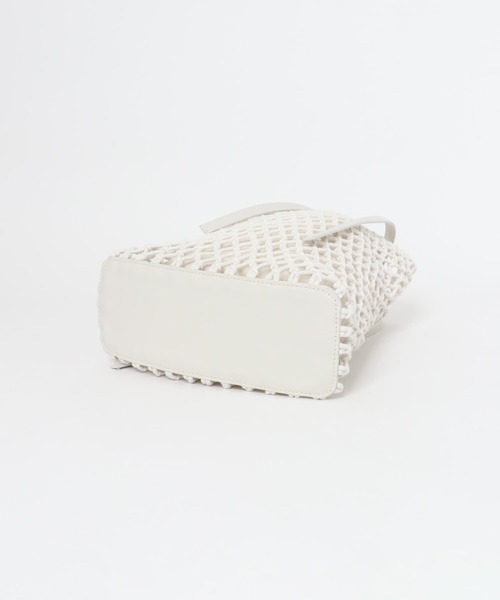 KBF（ケイビーエフ）の「マクラメニットBAG（ハンドバッグ・レディース・アイボリー/ブラック・ONE）」の15枚目の写真
