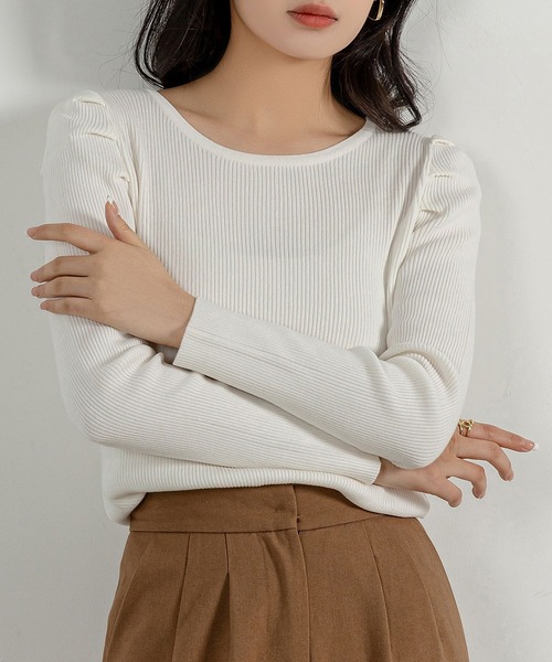 DAY CLOSET(デイ クローゼット)の「レディース 長袖パワショルきれいめリブニットトップス(ニット/セーター・レディース・ブラック/ベージュ/ホワイト・FREE)」の4枚目の写真