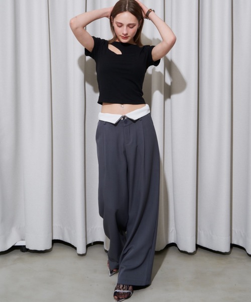 MOCOA'S(モコアズ)の「アシンメトリーカットトップス(Tシャツ/カットソー・レディース・ホワイト/ブラック/グレイッシュベージュ・FREE)」の14枚目の写真