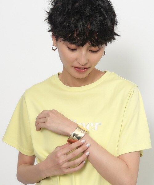 OPAQUE.CLIP（オペークドットクリップ）の「◆メタル太バングル（ブレスレット・レディース・シルバー/ゴールド・00）」の7枚目の写真