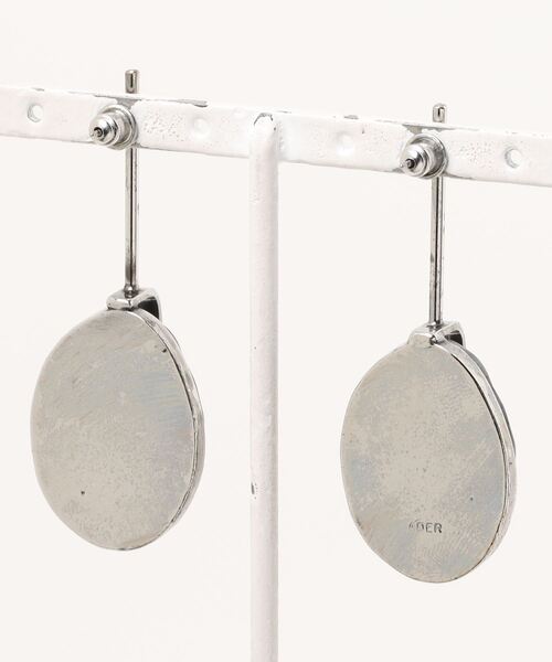 ADER(アデル)の「ADER.bijoux / Galet stick pierce(ガレスティックピアス)(ピアス(両耳用)・レディース・シルバー・FREE)」の2枚目の写真