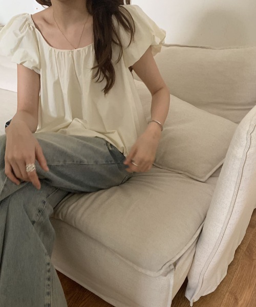 deux amour(ドゥーザムール)の「クルーネックパフスリーブバルーンブラウス(Tシャツ/カットソー・レディース・ホワイト/イエロー/ベージュ/ブラック・FREE)」の9枚目の写真