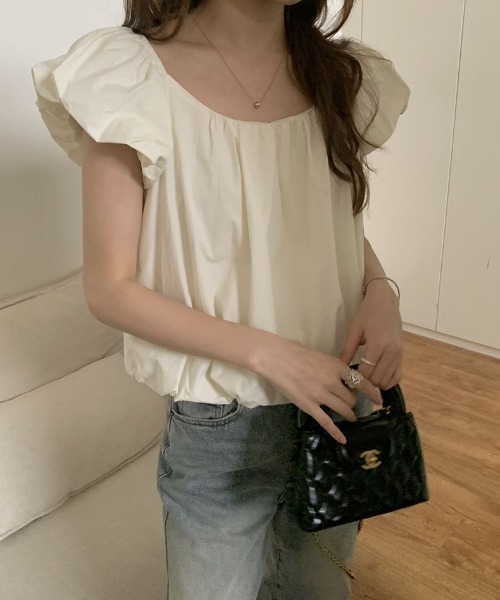 deux amour(ドゥーザムール)の「クルーネックパフスリーブバルーンブラウス(Tシャツ/カットソー・レディース・ホワイト/イエロー/ベージュ/ブラック・FREE)」の7枚目の写真