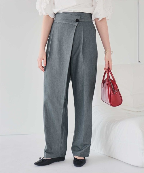 titivate（ティティベイト）の「ラップ風デザインハイウエストパンツ（スラックス・レディース・グレー/アイボリー/ブラック・L/M/S/SP）」の3枚目の写真