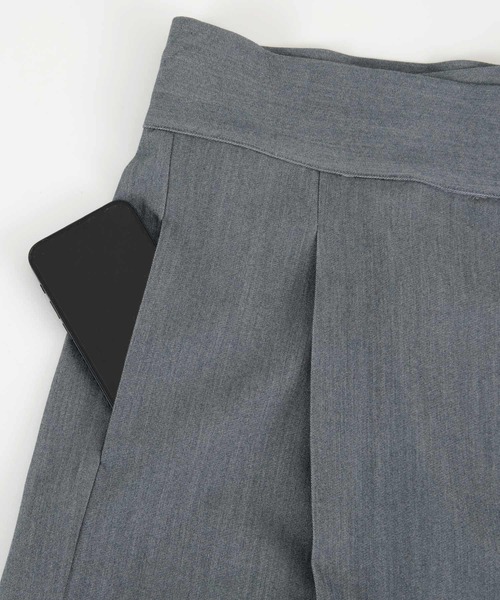 titivate（ティティベイト）の「ラップ風デザインハイウエストパンツ（スラックス・レディース・グレー/アイボリー/ブラック・L/M/S/SP）」の11枚目の写真