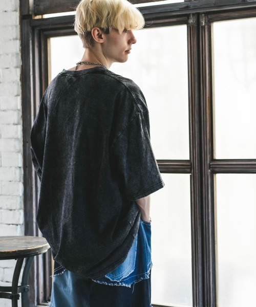 Shoowtime(ショウタイム)の「ケミカルオーバーダイ加工オーバーサイズ半袖トップス / Tシャツ(Tシャツ/カットソー・メンズ・ブラック系/ブラウン系・MEDIUM/LARGE/X-LARGE)」の18枚目の写真
