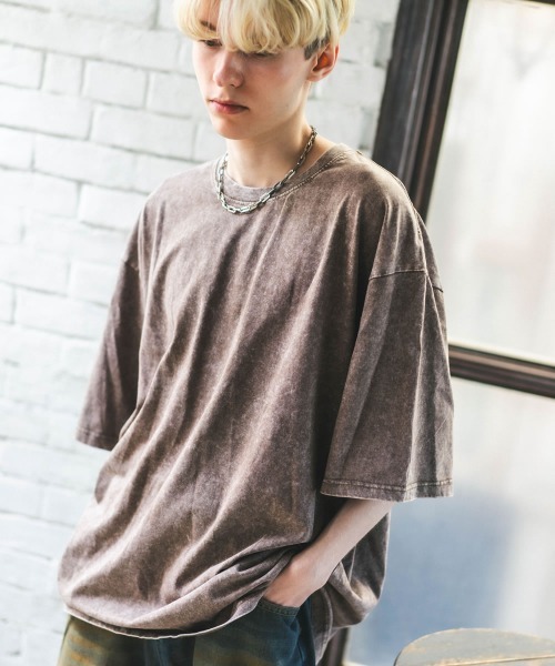 Shoowtime(ショウタイム)の「ケミカルオーバーダイ加工オーバーサイズ半袖トップス / Tシャツ(Tシャツ/カットソー・メンズ・ブラック系/ブラウン系・MEDIUM/LARGE/X-LARGE)」の13枚目の写真