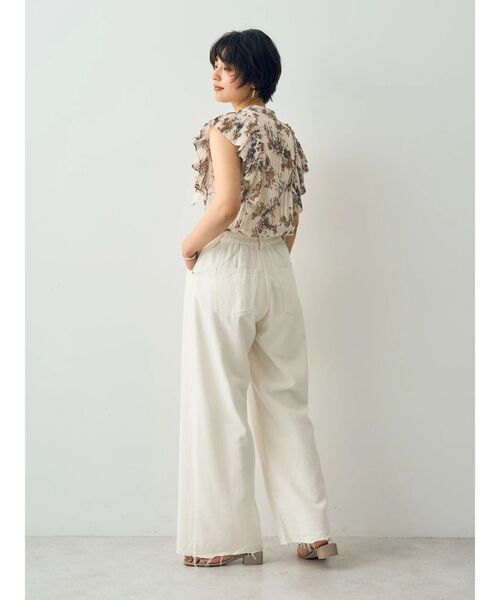 YECCA VECCA（イェッカヴェッカ）の「フラワー柄プリーツMIXブラウス（シャツ/ブラウス・レディース・アイボリー/ネイビー・FREE）」の12枚目の写真