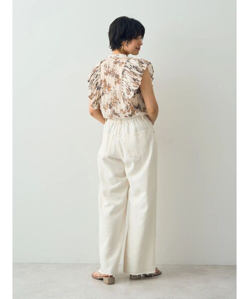 YECCA VECCA（イェッカヴェッカ）の「フラワー柄プリーツMIXブラウス（シャツ/ブラウス・レディース・アイボリー/ネイビー・FREE）」の13枚目の写真