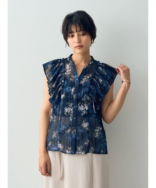 YECCA VECCA（イェッカヴェッカ）の「フラワー柄プリーツMIXブラウス（シャツ/ブラウス・レディース・アイボリー/ネイビー・FREE）」の15枚目の写真