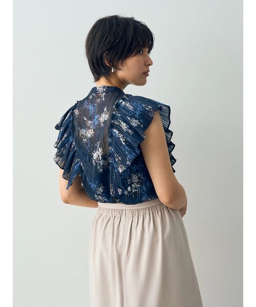 YECCA VECCA（イェッカヴェッカ）の「フラワー柄プリーツMIXブラウス（シャツ/ブラウス・レディース・アイボリー/ネイビー・FREE）」の20枚目の写真