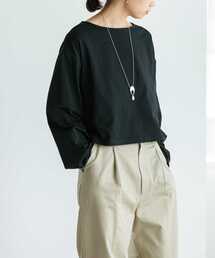 ショート丈ロングTシャツ