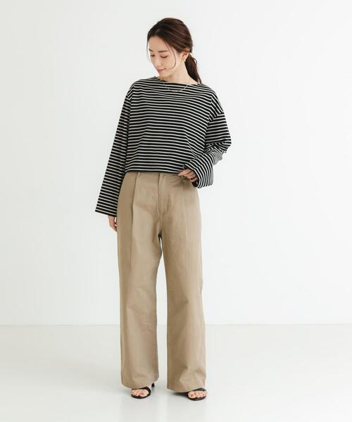 URBAN RESEARCH(アーバンリサーチ)の「ショート丈ロングTシャツ(Tシャツ/カットソー・レディース・グレー/ブラック/ホワイト系その他/ブルー系その他/ブラック系その他・FREE)」の14枚目の写真