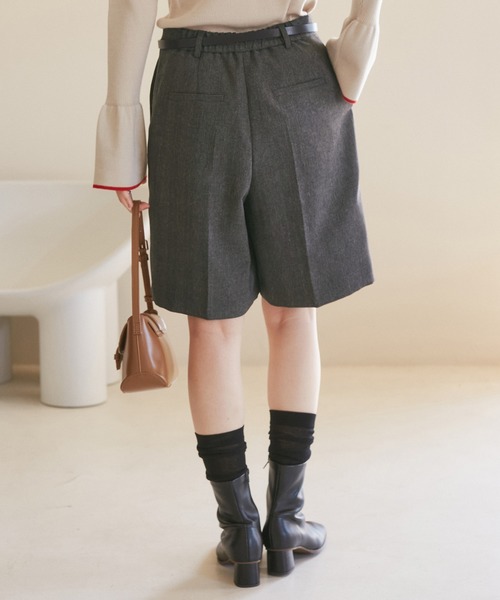 ROPE' PICNIC（ロペピクニック）の「ウールライクサージショートパンツ/セットアップ対応・リンクコーデ（その他パンツ・レディース・ブラック/ブラウン・38/36）」の4枚目の写真