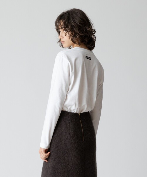 allureville(アルアバイル)の「CLEMENTE ロンTEE(Tシャツ/カットソー・レディース・オフホワイト/タン・2)」の6枚目の写真