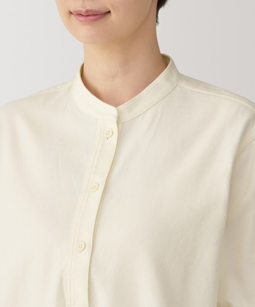 無印良品(ムジルシリョウヒン)の「婦人 両面起毛フランネル スタンドカラー長袖ブラウス(シャツ/ブラウス・レディース・スモークピンク/グレー系/オフホワイト/ダークブラウン系/ダークネイビー/ライトグレー・M/S/XL/L)」の10枚目の写真