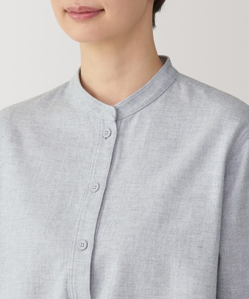 無印良品(ムジルシリョウヒン)の「婦人 両面起毛フランネル スタンドカラー長袖ブラウス(シャツ/ブラウス・レディース・スモークピンク/グレー系/オフホワイト/ダークブラウン系/ダークネイビー/ライトグレー・M/S/XL/L)」の18枚目の写真