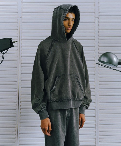 HARE（ハレ）の「【UNDERGROUND MODE SET UP対応】ピグメントワイドプルオーバーパーカー(HARE)（パーカー・メンズ・ブラック系その他/チャコールグレー・SMALL/MEDIUM）」の15枚目の写真