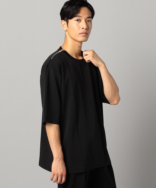 COMME CA MEN（コムサメン）の「【ユーティリティ セットアップ】リラックス ショルダーZIPカットソー（Tシャツ/カットソー・メンズ・ブラック/グレー・M/L）」の2枚目の写真