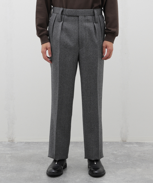 EDIFICE(エディフィス)の「Fumiya Hirano THE TROUSERS(フミヤ ヒラノ ザ トラウザーズ) Edward Herringbone(スラックス・メンズ・ライトグレー・38/36/34/40)」の3枚目の写真