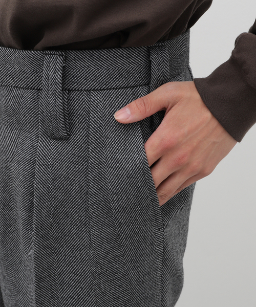 EDIFICE(エディフィス)の「Fumiya Hirano THE TROUSERS(フミヤ ヒラノ ザ トラウザーズ) Edward Herringbone(スラックス・メンズ・ライトグレー・38/36/34/40)」の9枚目の写真