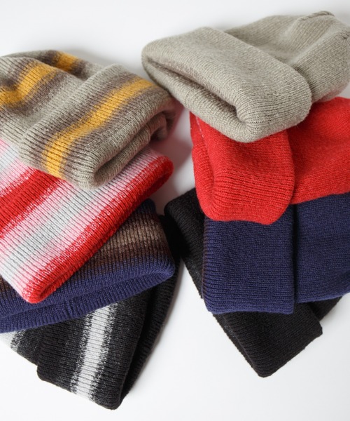 RACAL（ラカル）の「Ombre Stripe Reversible Knit Beanie / オンブレーボーダーリバーシブルニットビーニー（ニットキャップ/ビーニー・レディース・ブラック/ベージュ/ネイビー/レッド・FREE）」の9枚目の写真