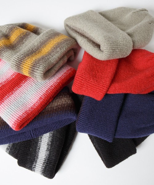 RACAL（ラカル）の「Ombre Stripe Reversible Knit Beanie / オンブレーボーダーリバーシブルニットビーニー（ニットキャップ/ビーニー・レディース・ブラック/ベージュ/ネイビー/レッド・FREE）」の10枚目の写真