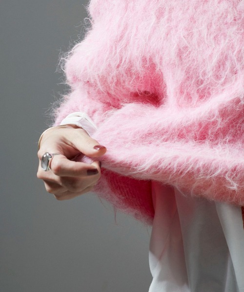 SALON adam et rope'（サロン アダム エ ロペ）の「【WEB限定】へアリーシャギークロップドニット（ニット/セーター・レディース・サックスブルー/ピンク/オフホワイト/チャコールグレー・FREE）」の19枚目の写真